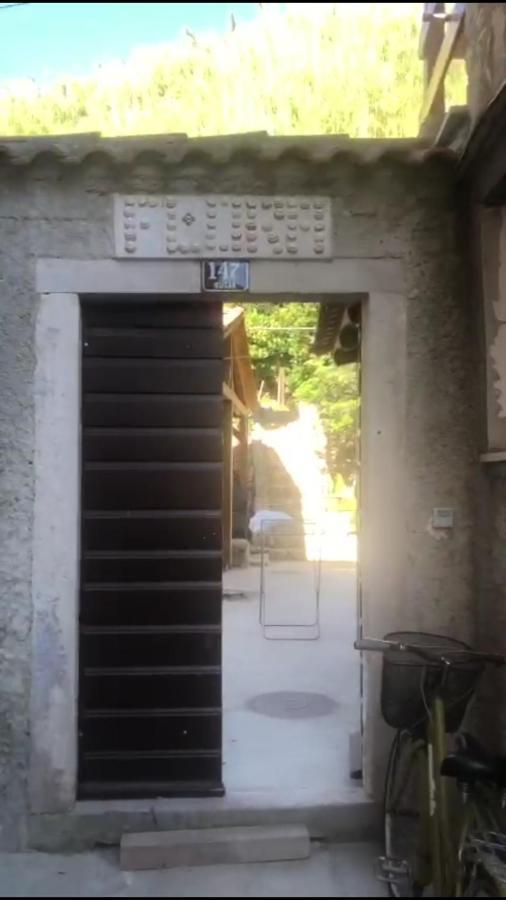 Vila Flora Susak Buitenkant foto